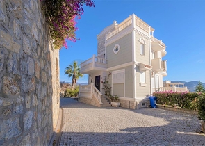 Вилла в комплексе класса люкс