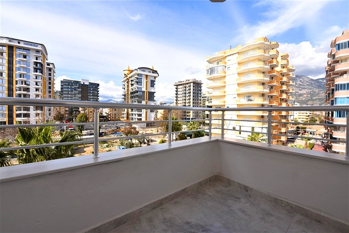 Квартира 3+1 в районе Махмутлар