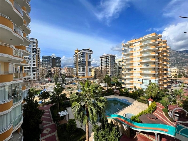 Квартира 3+1 в районе Махмутлар