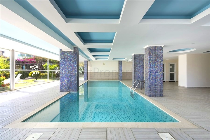 Квартира 2+1 в 50 м до моря в районе Кестель 