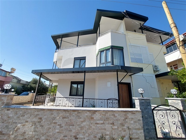 Меблированная вилла в тихом и спокойном районе Демирташ