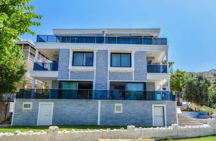 Продается вилла 3+1 в районе Каргыджак