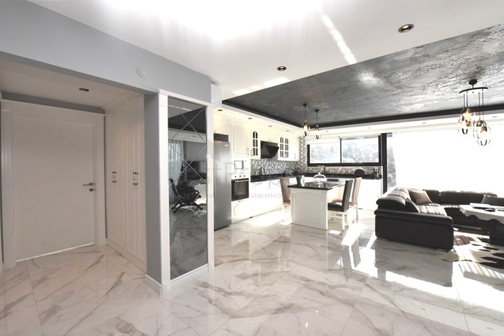 Вилла планировкой 3+1 в центре Алании