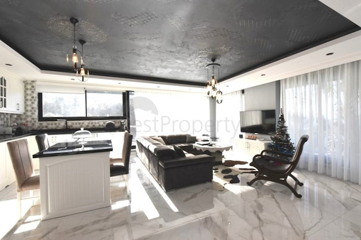 Вилла планировкой 3+1 в центре Алании