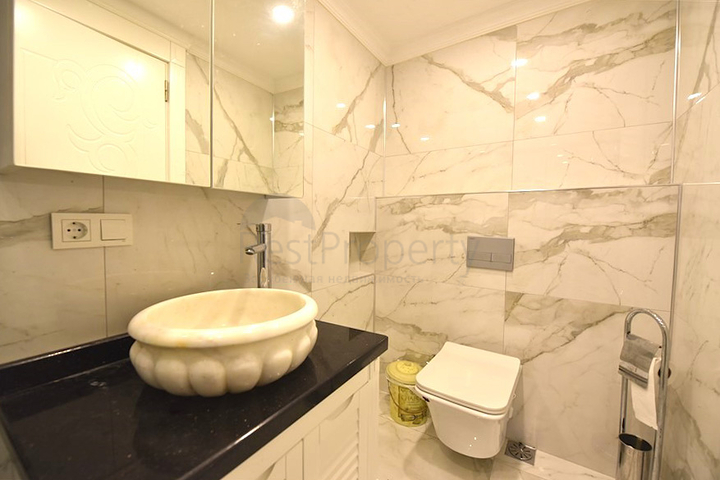 Вилла планировкой 3+1 в центре Алании