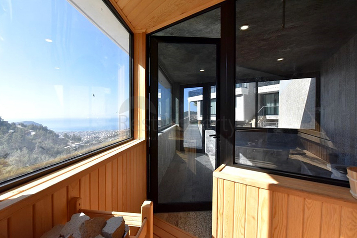 Вилла планировкой 3+1 в центре Алании