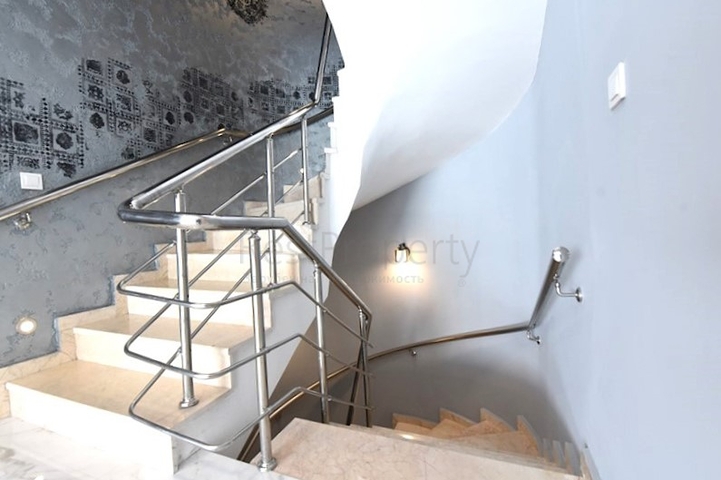 Вилла планировкой 3+1 в центре Алании