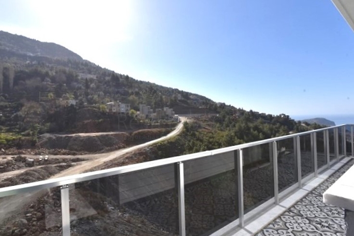 Вилла планировкой 3+1 в центре Алании