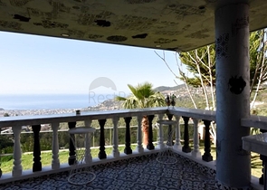 Вилла планировкой 3+1 в центре Алании