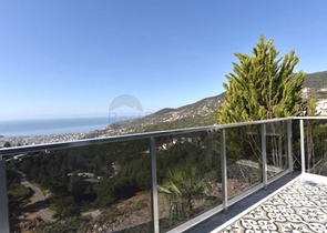 Вилла планировкой 3+1 в центре Алании