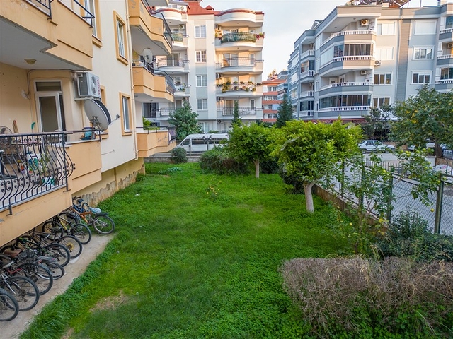 Трехкомнатная квартира в Оба возле моря