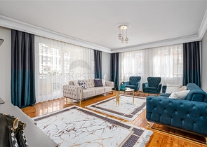 Трехкомнатная квартира в Оба возле моря