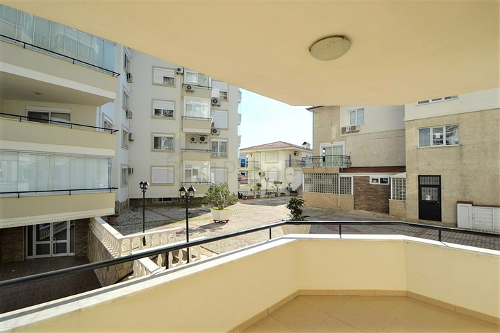 Трехкомнатная квартира в Джикджилли