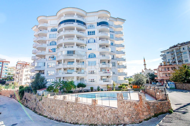 Светлая просторная квартира в Европейском районе Тосмур