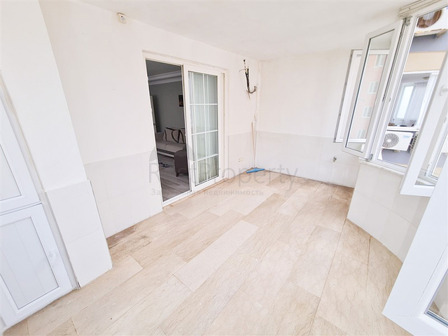 Светлая просторная квартира в Европейском районе Тосмур