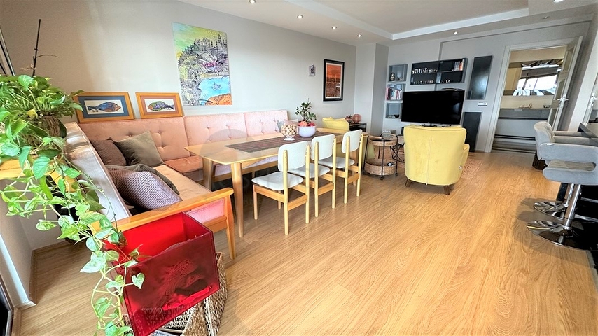 Просторная квартира с дизайнерским ремонтом