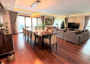 Просторная квартира с дизайнерским ремонтом