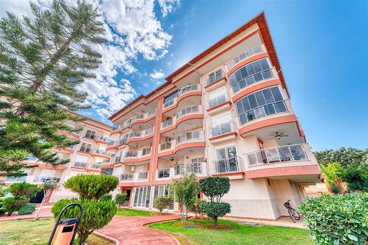 Трехкомнатная квартира с возможностью получить ВНЖ