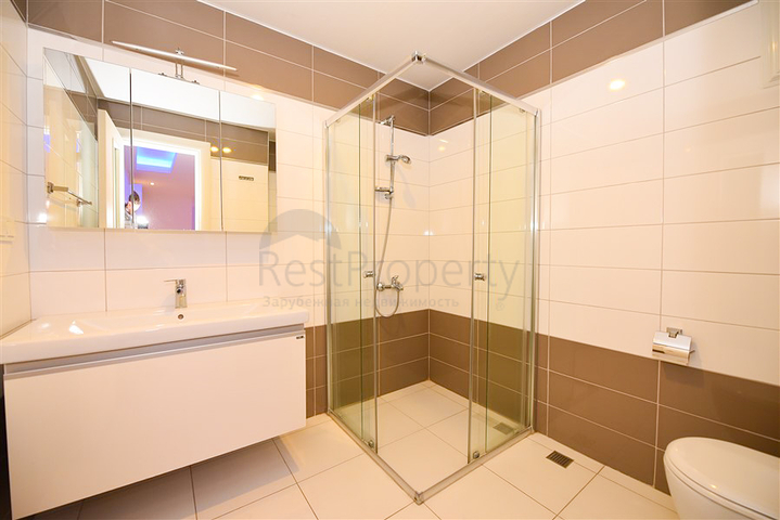 Просторная квартира 4+1 в районе Авсаллар