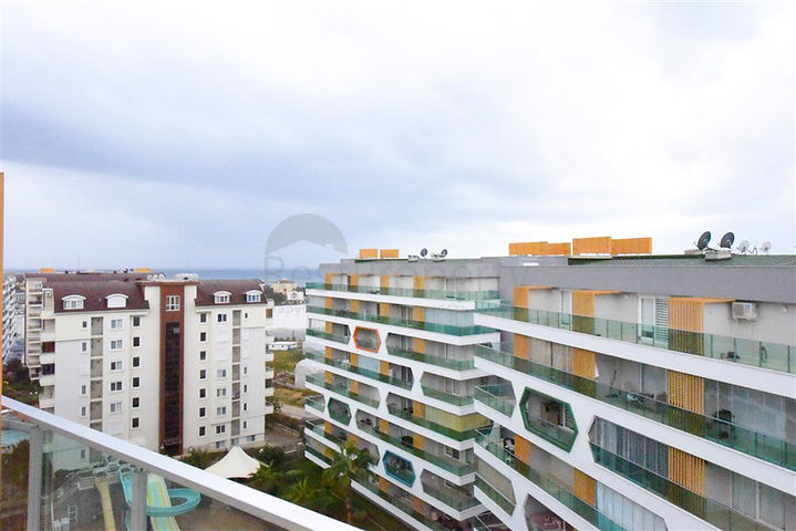 Просторная квартира 4+1 в районе Авсаллар