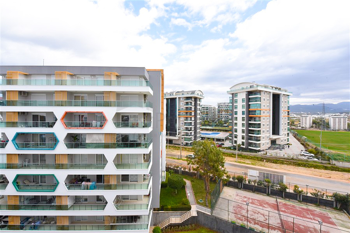 Просторная квартира 4+1 в районе Авсаллар