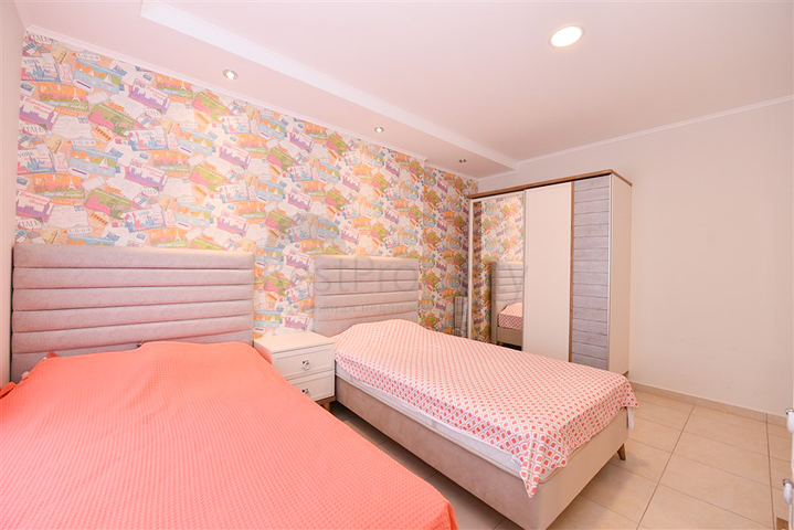 Просторная квартира 4+1 в районе Авсаллар