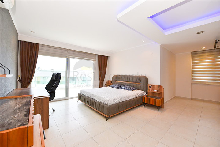 Просторная квартира 4+1 в районе Авсаллар