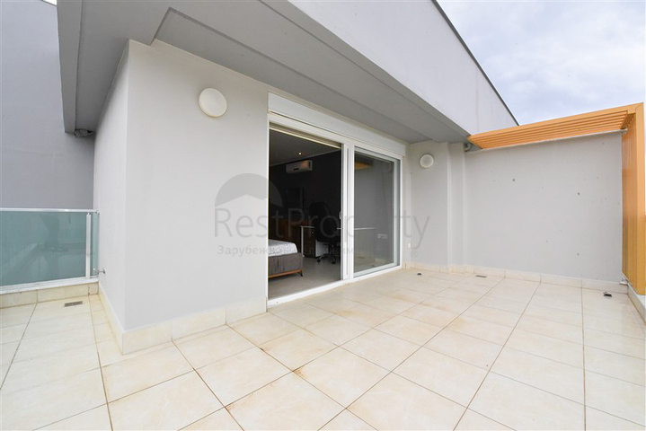 Просторная квартира 4+1 в районе Авсаллар