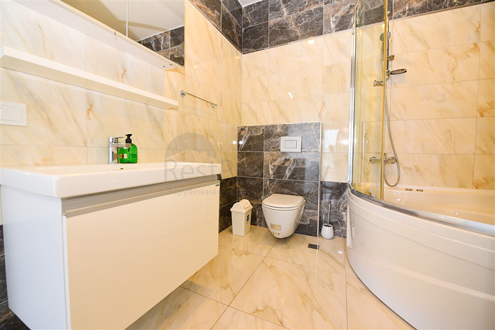 Просторная квартира 4+1 в районе Авсаллар