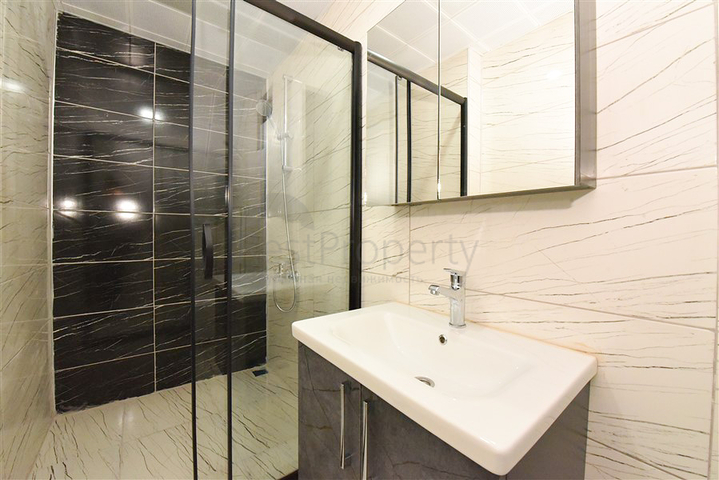 Просторный пентхаус 4+1 в Джикджилли