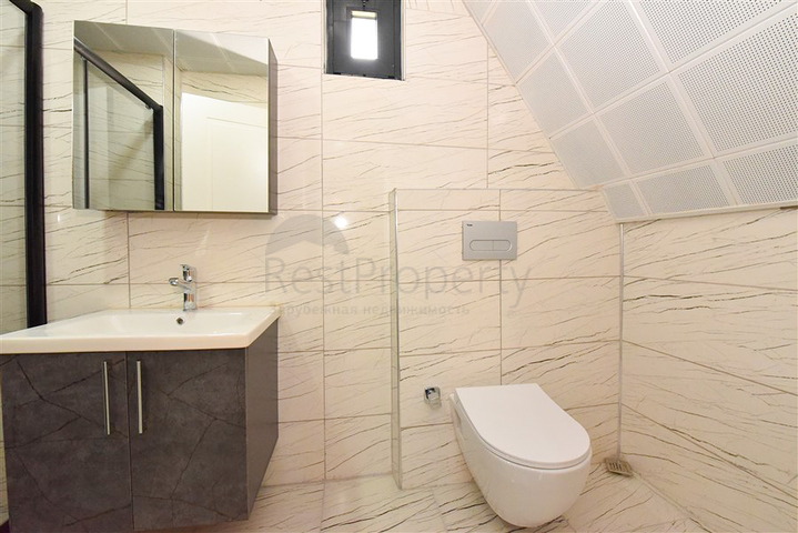 Просторный пентхаус 4+1 в Джикджилли