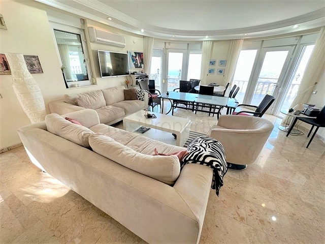 Вилла планировкой 3+1 в районе Каргыджак