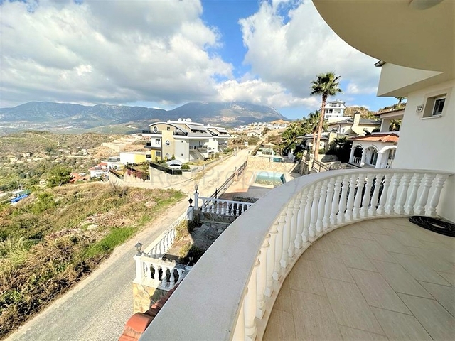 Вилла планировкой 3+1 в районе Каргыджак