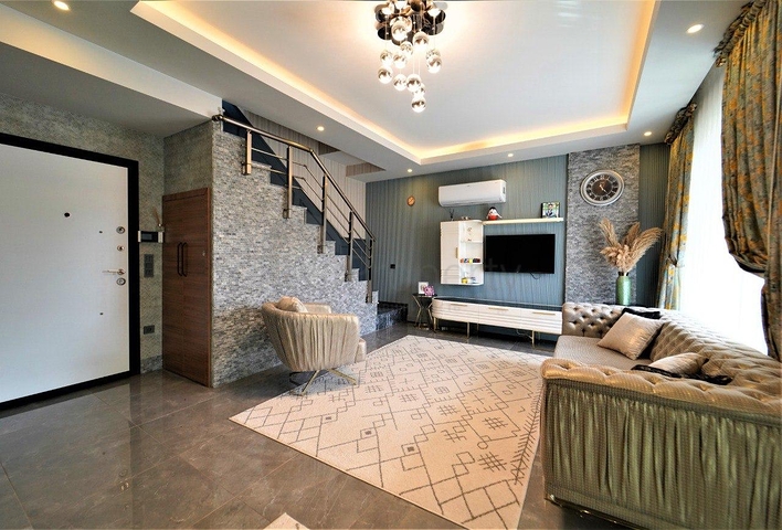 Пентхаус 2+1 в дизайнерском оформлении в районе Оба