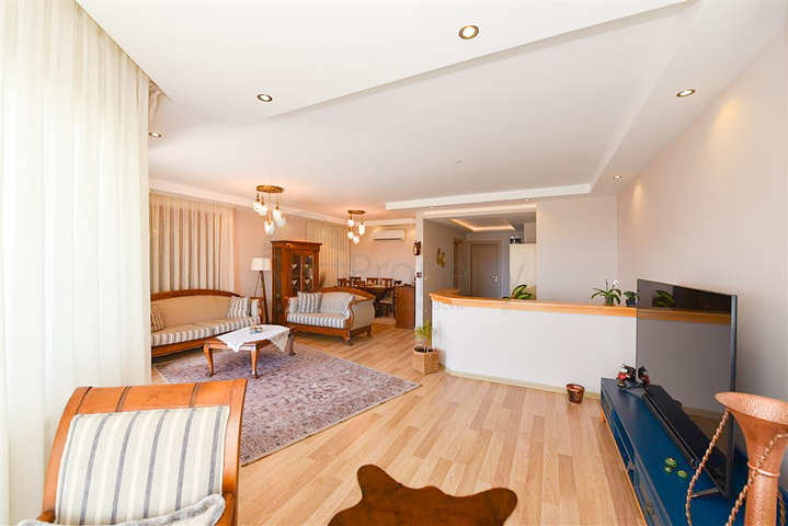 Продается квартира 3+1 в центре Алании