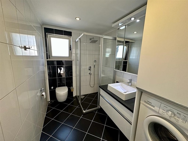 Вилла в районе Каргыджак с видом на море