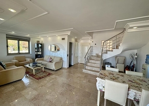 Вилла в районе Каргыджак с видом на море