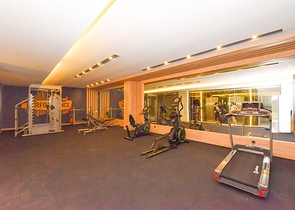 Трехкомнатная квартира на берегу моря