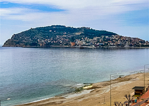 Шикарный пентхаус с панорамным видом на море в самом центре Алании