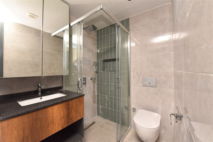 Апартаменты 4+1 в районе Оба 