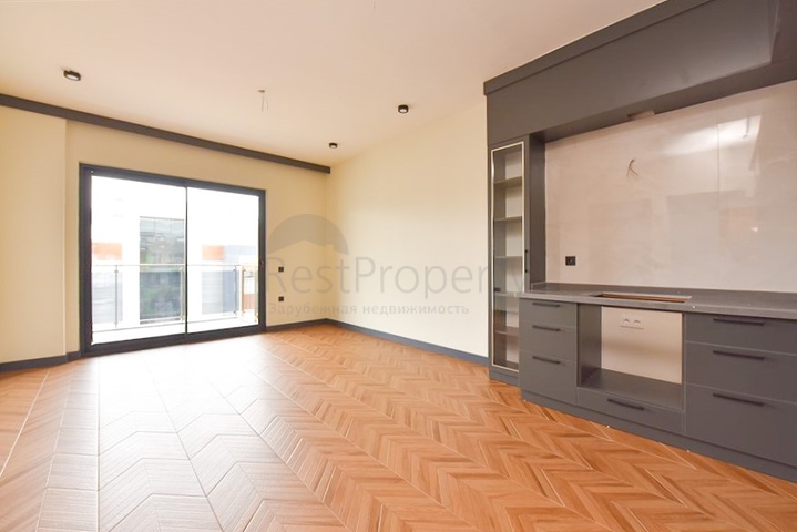 Апартаменты 4+1 в районе Оба 