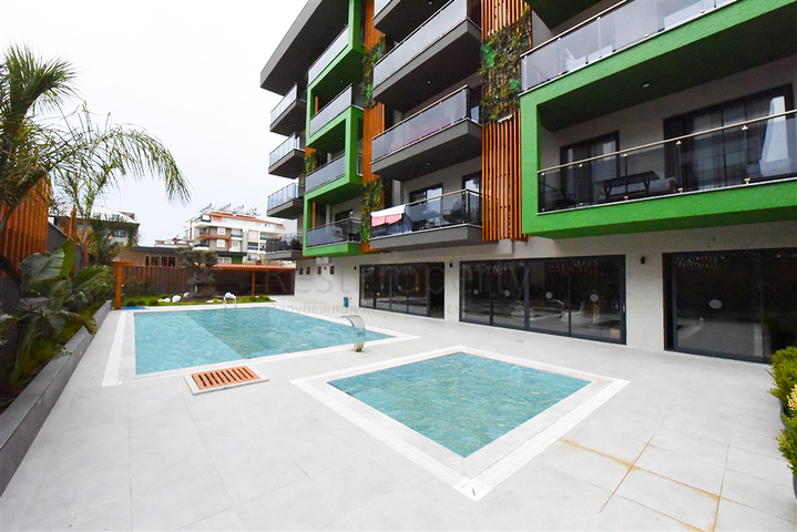 Апартаменты 4+1 в районе Оба 