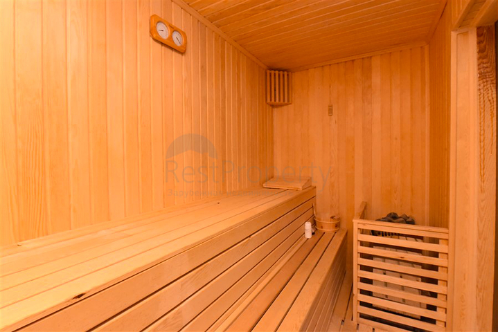 Апартаменты 4+1 в районе Оба 