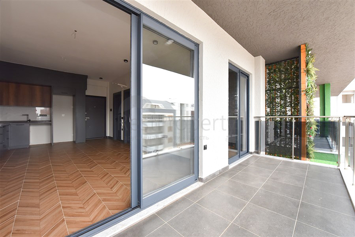 Апартаменты 4+1 в районе Оба 