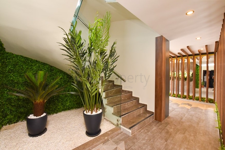 Апартаменты 4+1 в районе Оба 