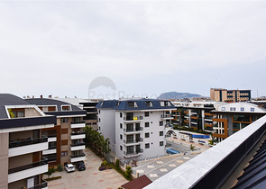 Апартаменты 4+1 в районе Оба 