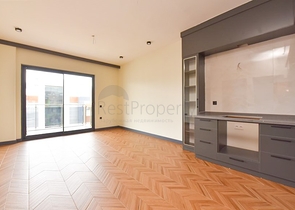 Апартаменты 4+1 в районе Оба 