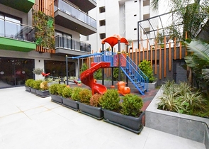 Апартаменты 4+1 в районе Оба 