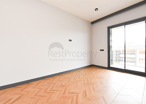 Апартаменты 4+1 в районе Оба 