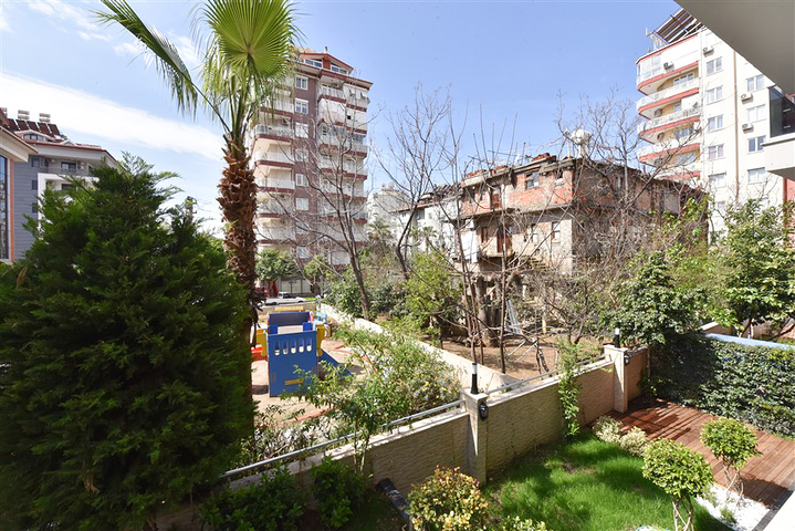 Садовый дуплекс на Клеопатре